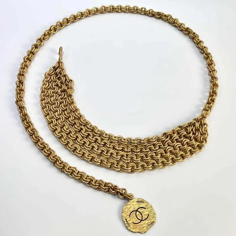 Authentic CHANEL 1994 Vintage charm medallion quadruple chain belt 90cm